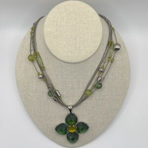 Multi-strand beaded necklace green, four-petal flower faceted pendant silvertone